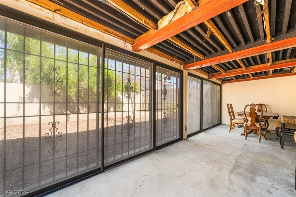 4211 Flamingo Crest, Las Vegas, NV 89121
