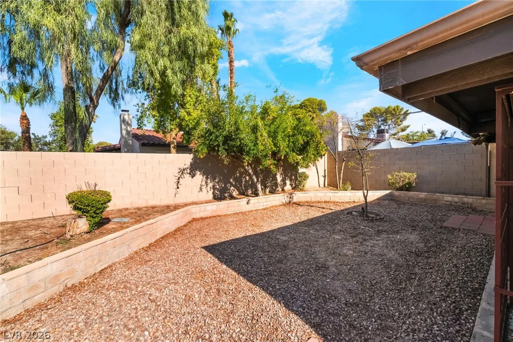 4211 Flamingo Crest, Las Vegas, NV 89121