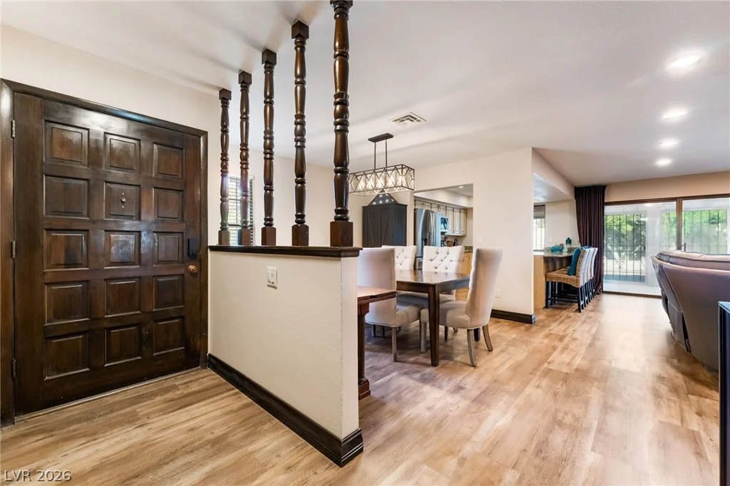 4211 Flamingo Crest, Las Vegas, NV 89121