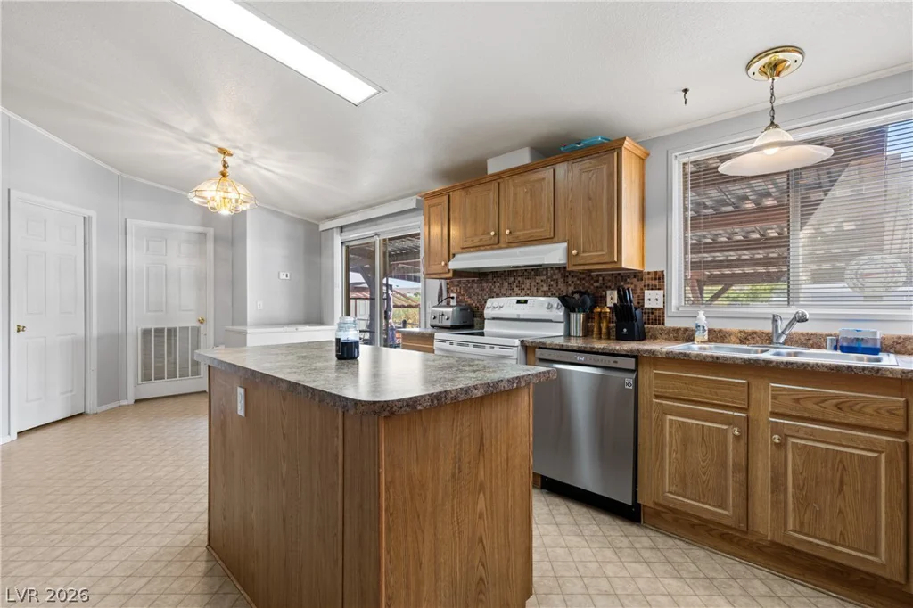 516 White Domes, Overton, NV 89040