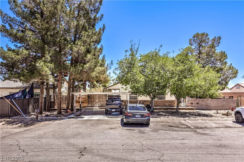 4714 Kenny, North Las Vegas, NV 89031