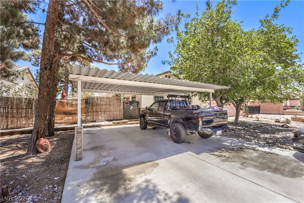 4714 Kenny, North Las Vegas, NV 89031