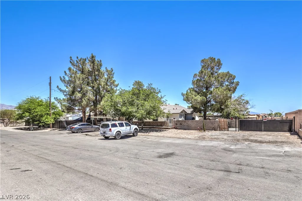 4714 Kenny, North Las Vegas, NV 89031
