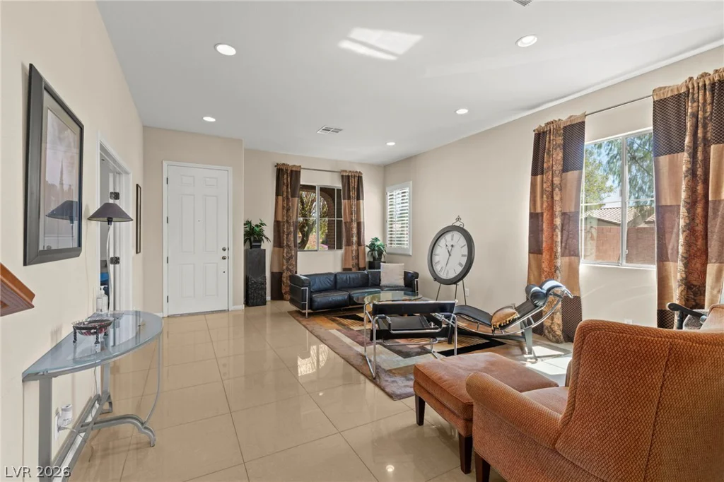 7383 Atacama, Las Vegas, NV 89179