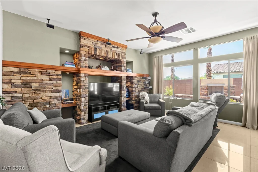 7383 Atacama, Las Vegas, NV 89179