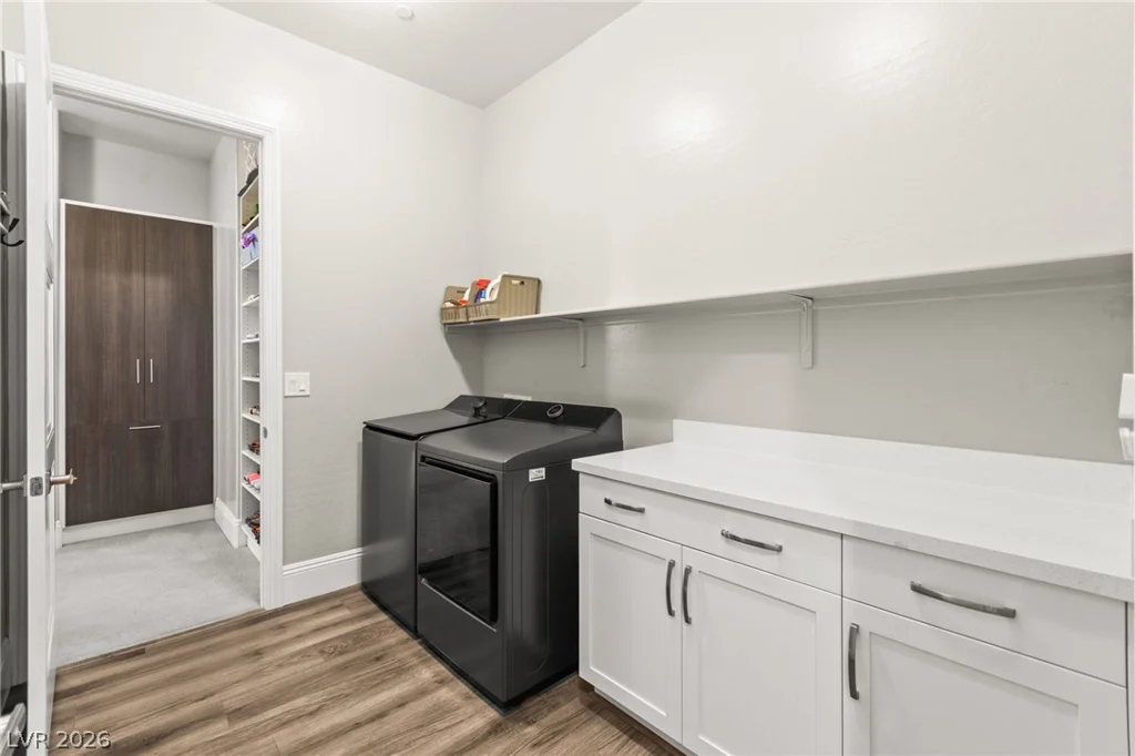 9911 Colsen Michael, Las Vegas, NV 89149