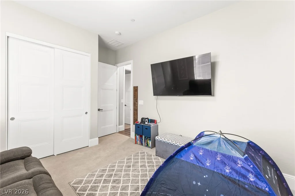 9911 Colsen Michael, Las Vegas, NV 89149