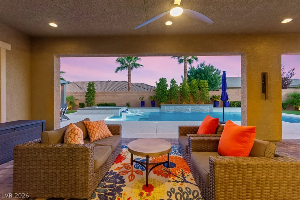9911 Colsen Michael, Las Vegas, NV 89149