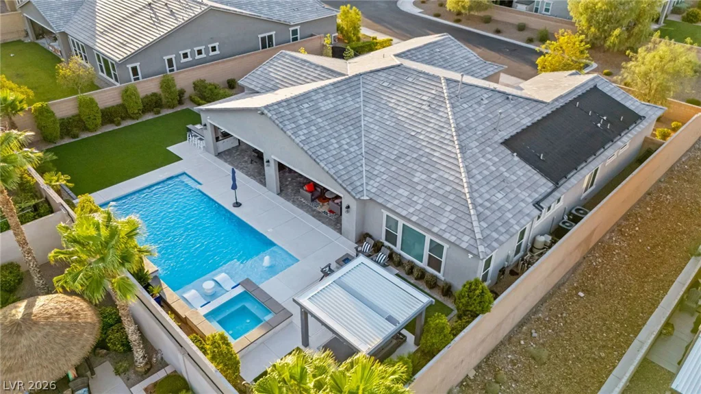 9911 Colsen Michael, Las Vegas, NV 89149