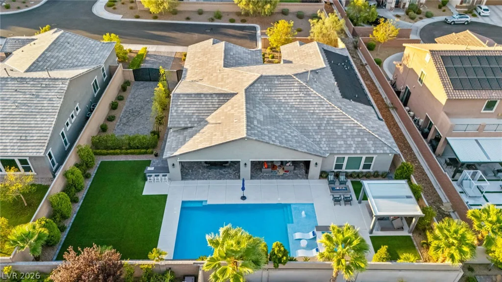 9911 Colsen Michael, Las Vegas, NV 89149