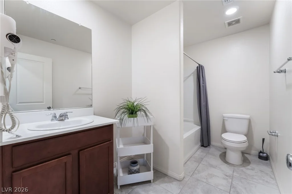 6631 Frosted Harvest, Las Vegas, NV 89108