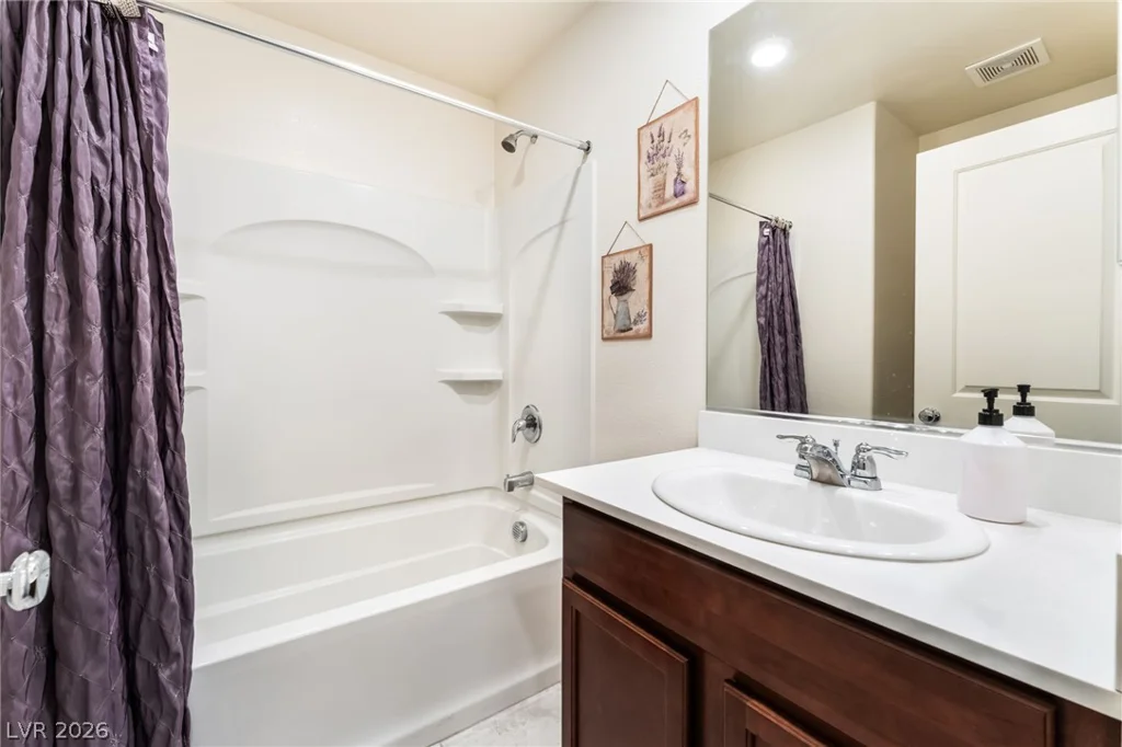 6631 Frosted Harvest, Las Vegas, NV 89108