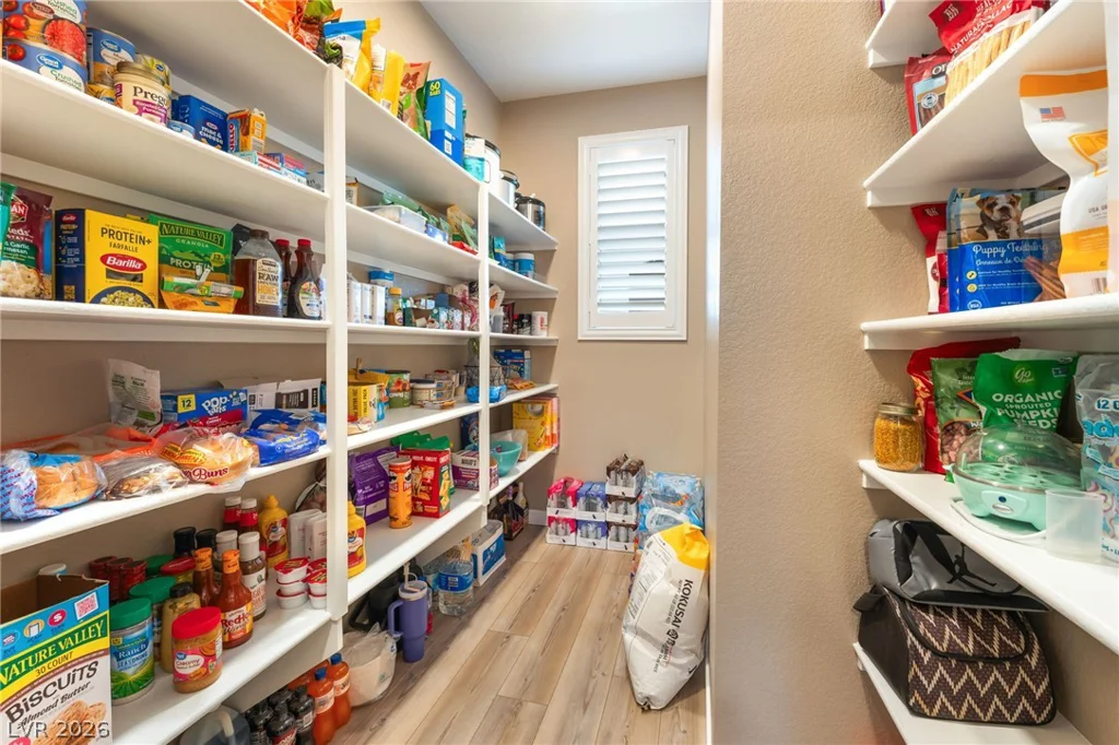 6203 Redstone Hills, Las Vegas, NV 89148