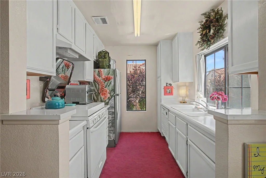 4889 Torrey Pines, Las Vegas, NV 89103