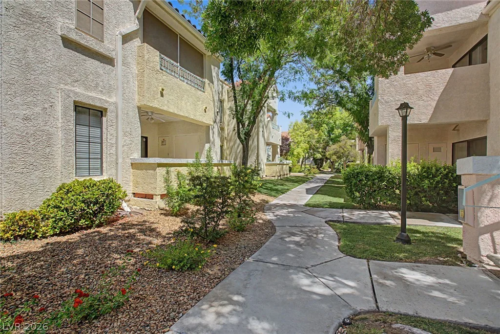 4889 Torrey Pines, Las Vegas, NV 89103