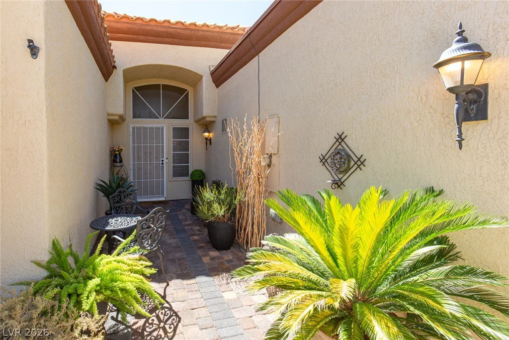 2408 Dove Valley, Las Vegas, NV 89134