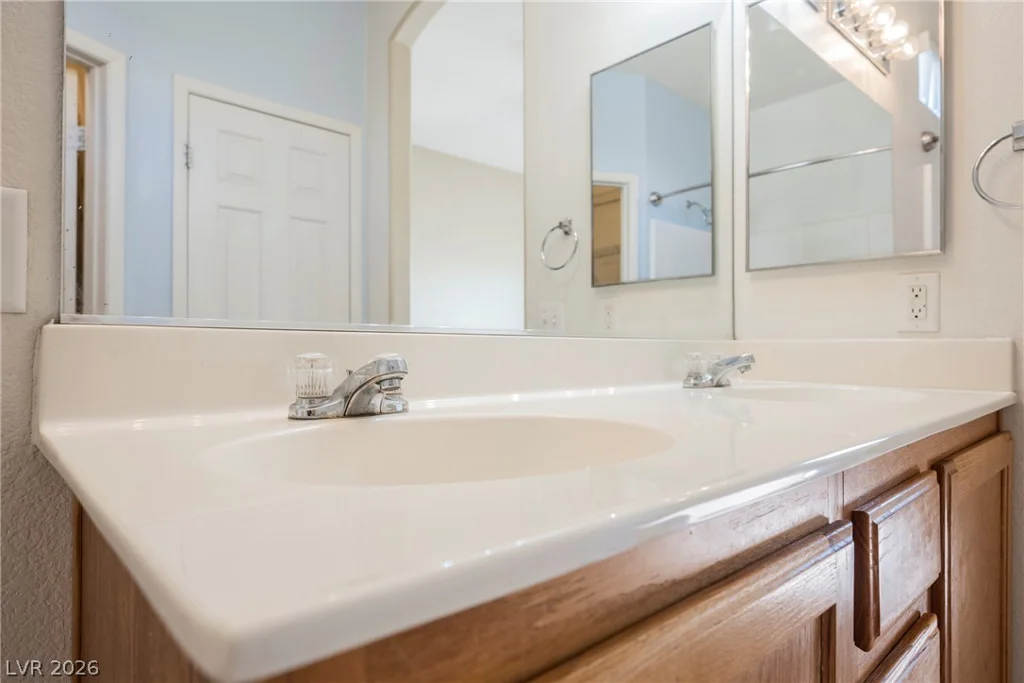6320 Snap Ridge, North Las Vegas, NV 89081
