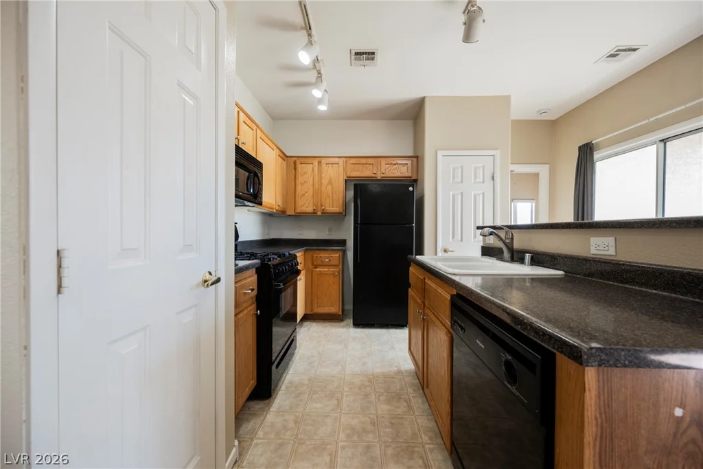 6320 Snap Ridge, North Las Vegas, NV 89081