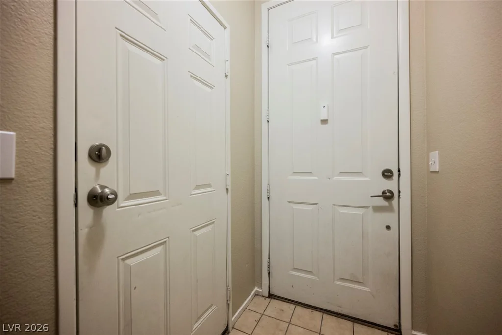 6320 Snap Ridge, North Las Vegas, NV 89081
