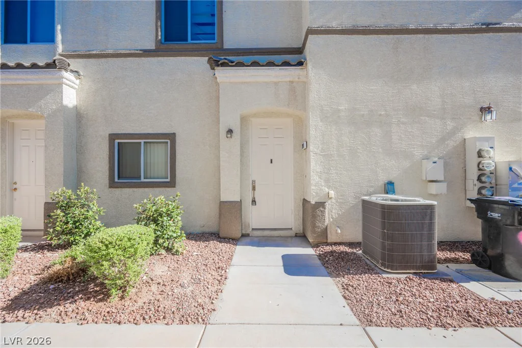 6320 Snap Ridge, North Las Vegas, NV 89081