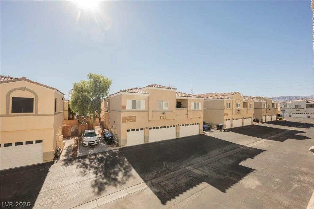 6320 Snap Ridge, North Las Vegas, NV 89081