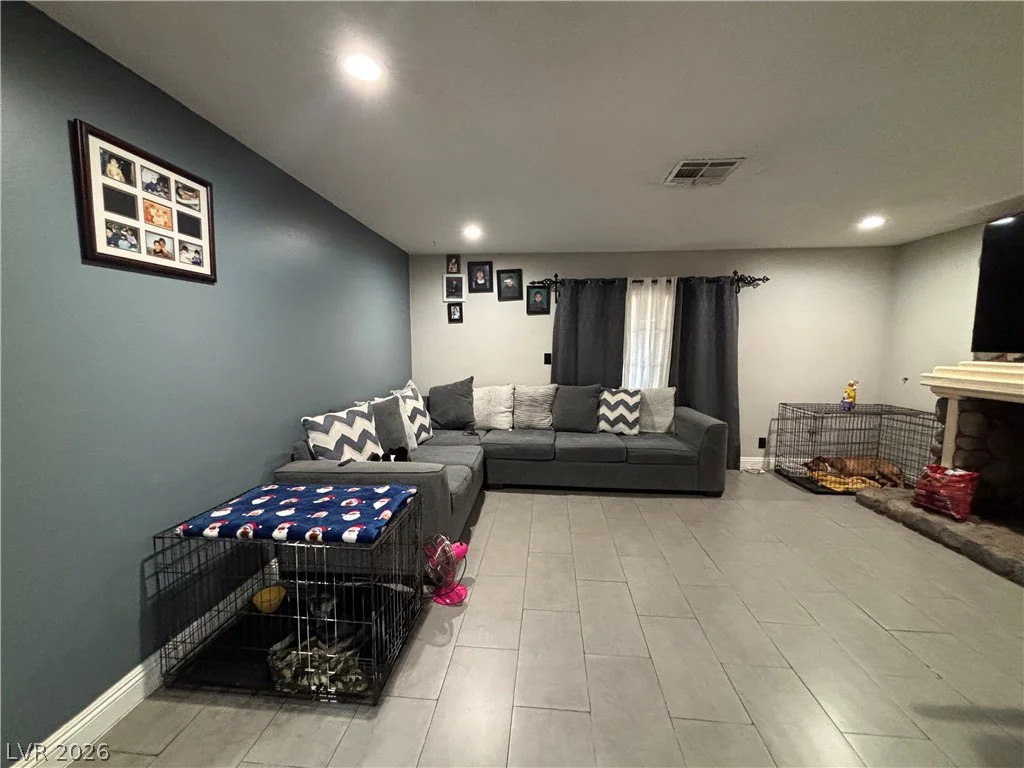 3916 Nixson, Las Vegas, NV 89110