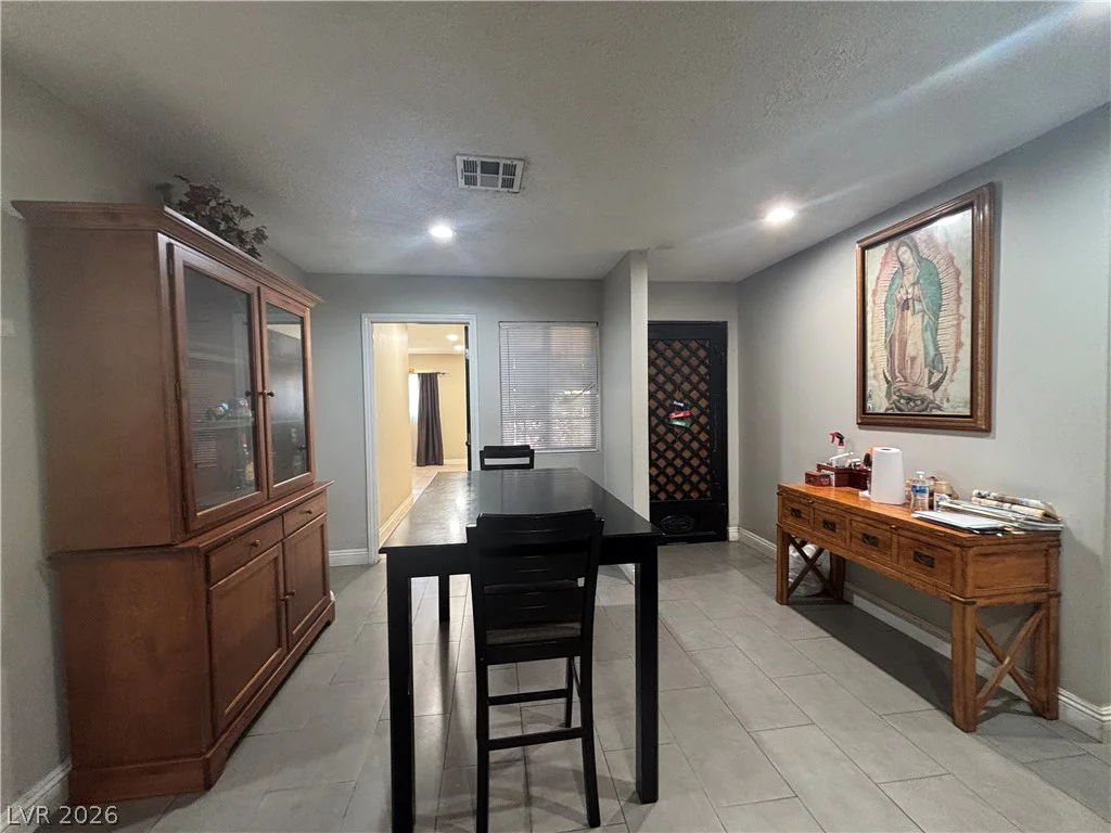 3916 Nixson, Las Vegas, NV 89110