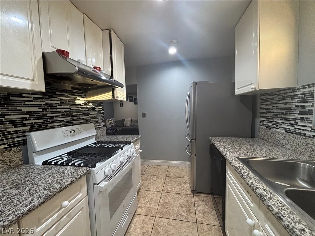 3916 Nixson, Las Vegas, NV 89110