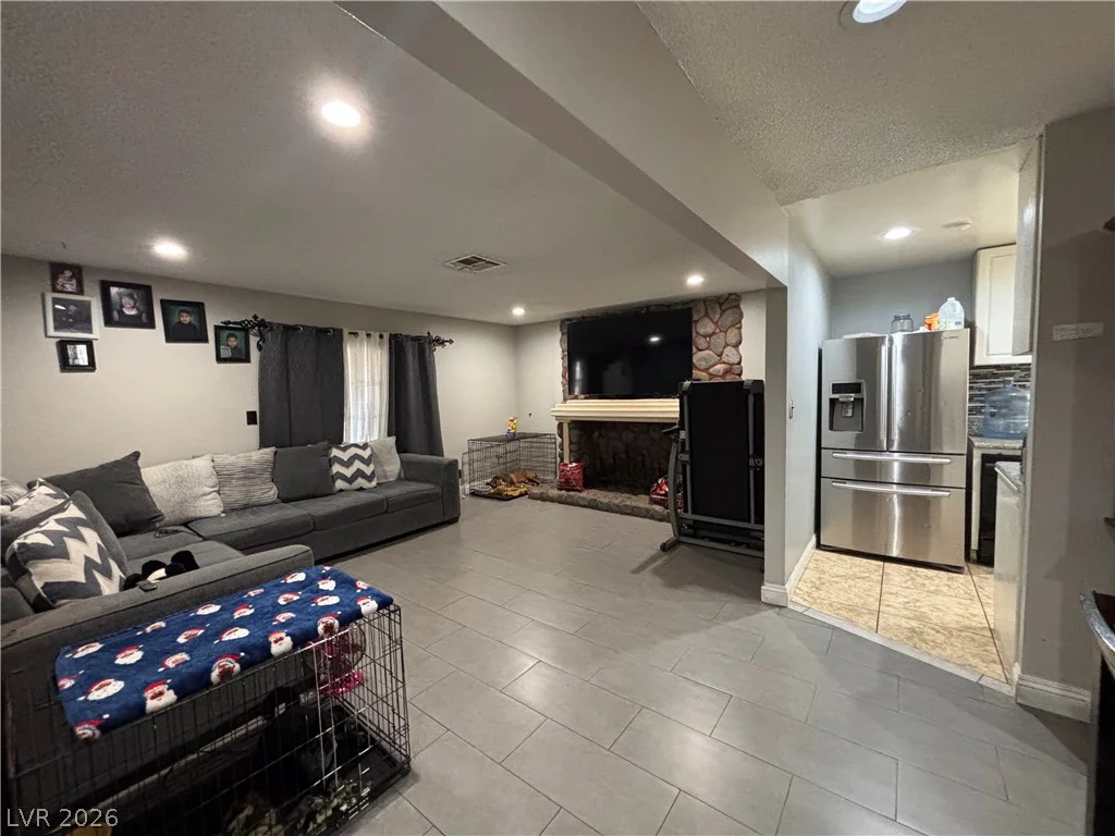 3916 Nixson, Las Vegas, NV 89110