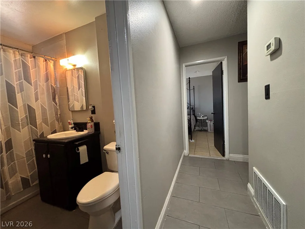 3916 Nixson, Las Vegas, NV 89110