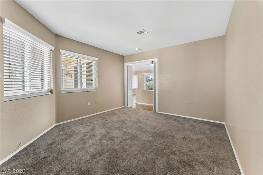 2400 Dove Valley, Las Vegas, NV 89134