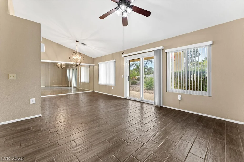 2400 Dove Valley, Las Vegas, NV 89134