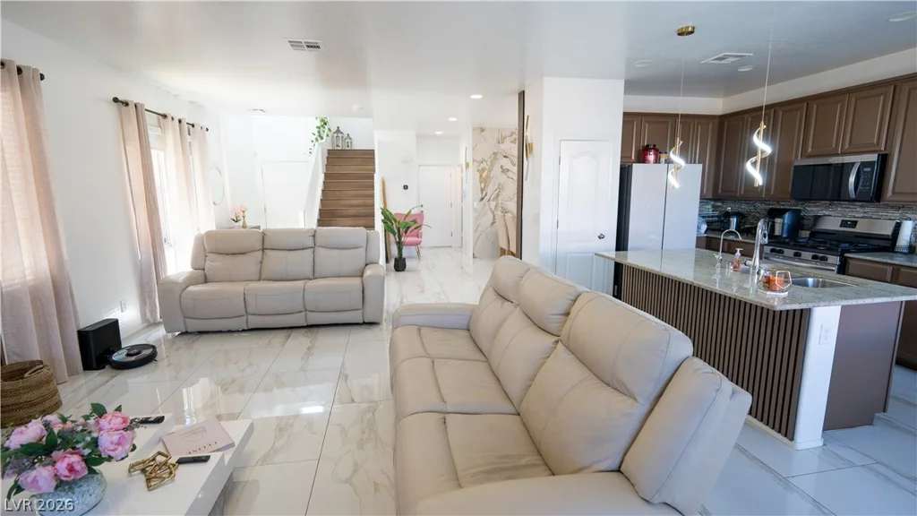 7322 Puddle Duck, Las Vegas, NV 89166