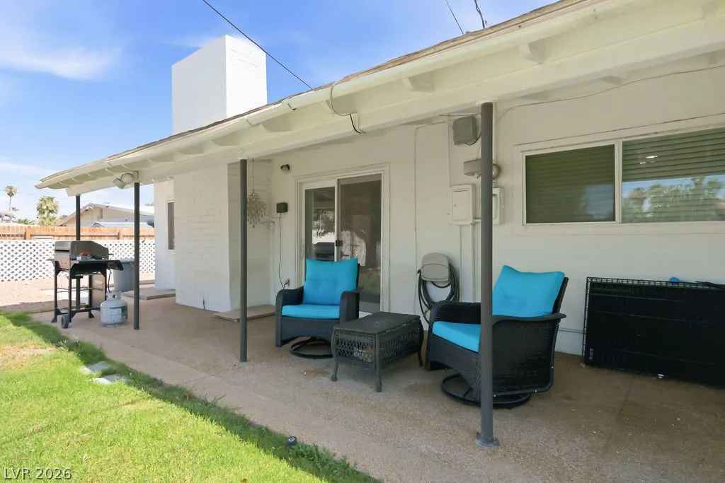 551 Oakey, Las Vegas, NV 89104