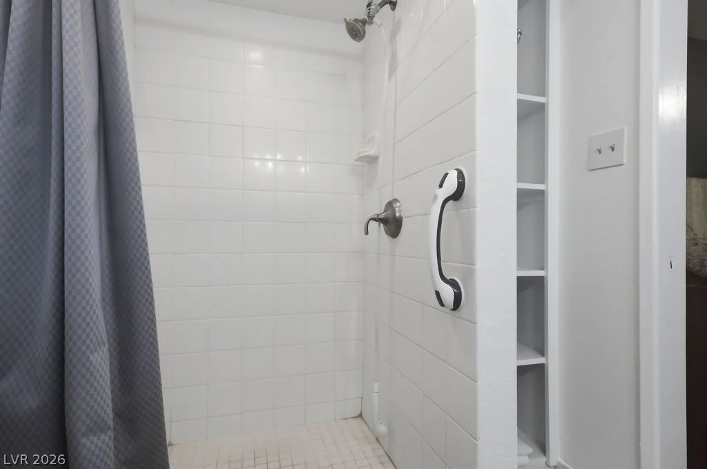 551 Oakey, Las Vegas, NV 89104