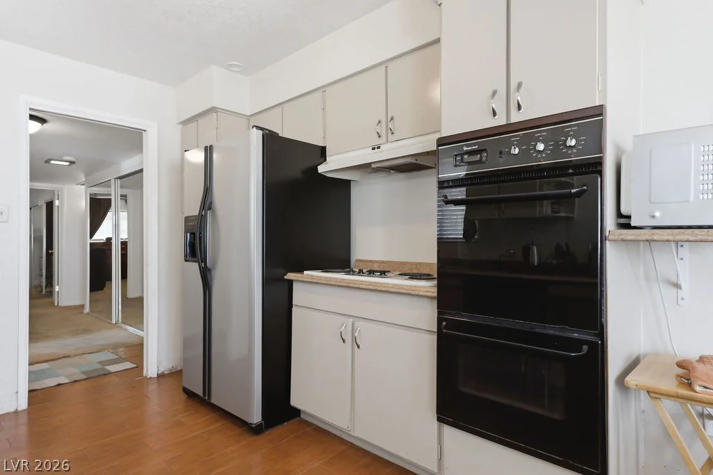 551 Oakey, Las Vegas, NV 89104