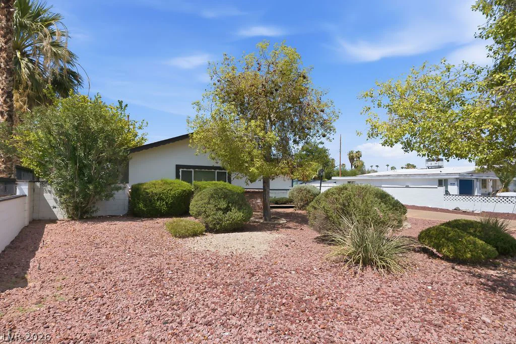 551 Oakey, Las Vegas, NV 89104