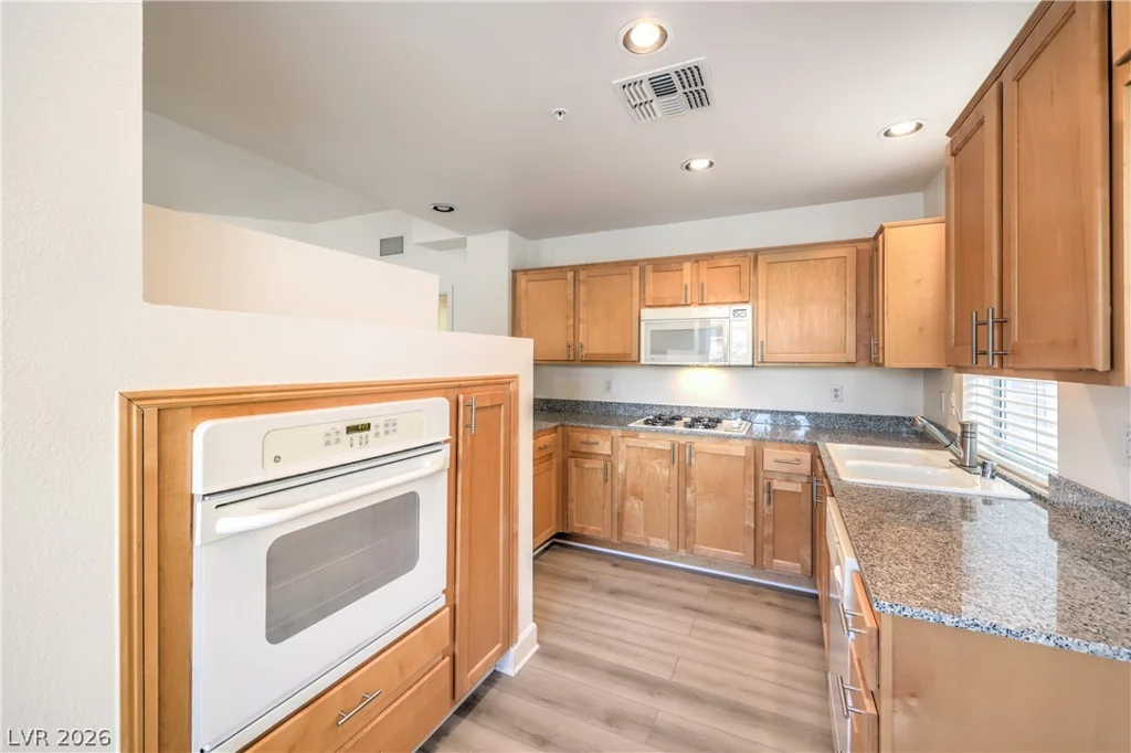 51 Agate, Las Vegas, NV 89123
