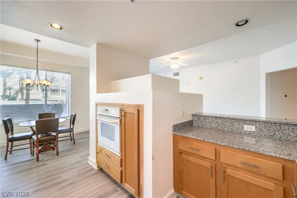 51 Agate, Las Vegas, NV 89123