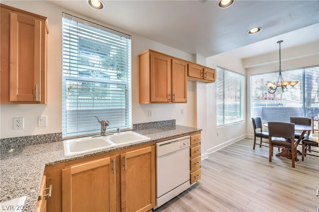 51 Agate, Las Vegas, NV 89123