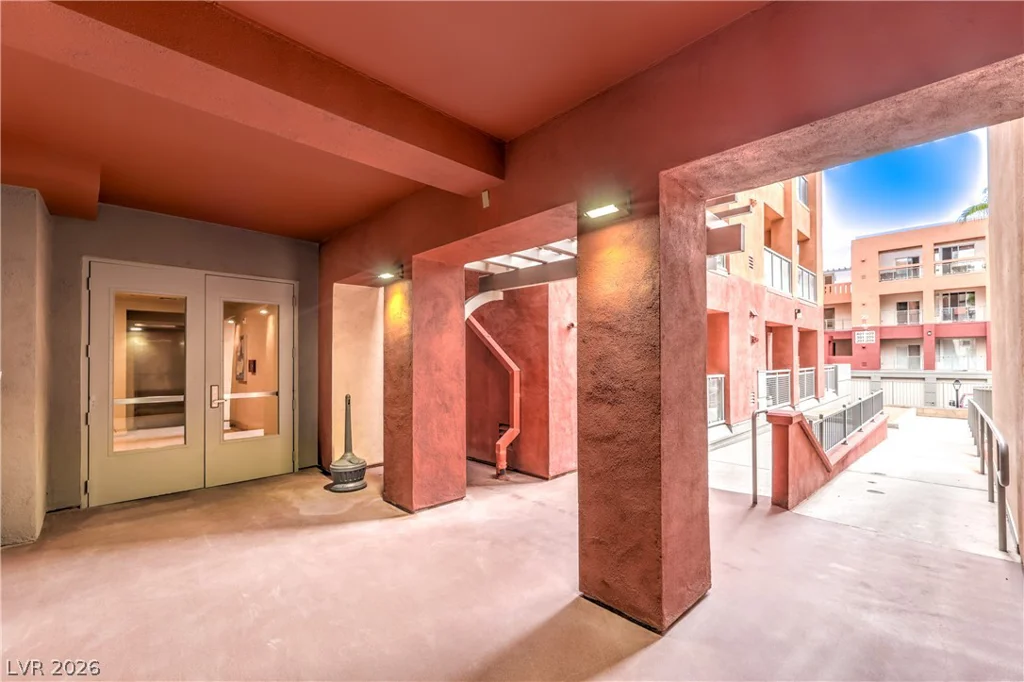 51 Agate, Las Vegas, NV 89123