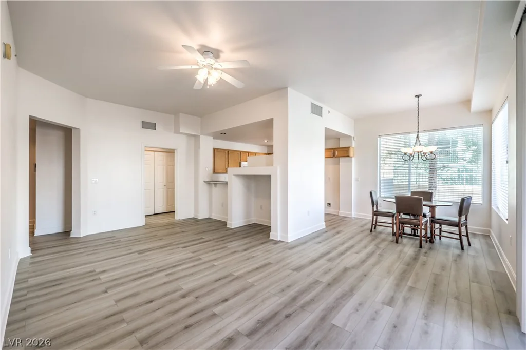 51 Agate, Las Vegas, NV 89123