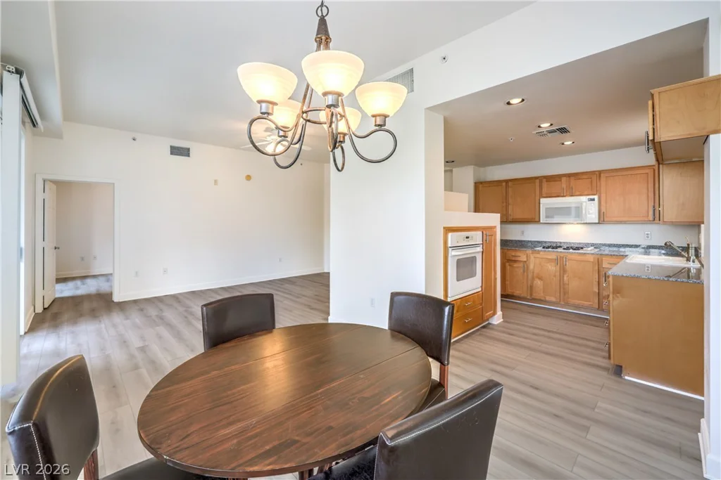 51 Agate, Las Vegas, NV 89123