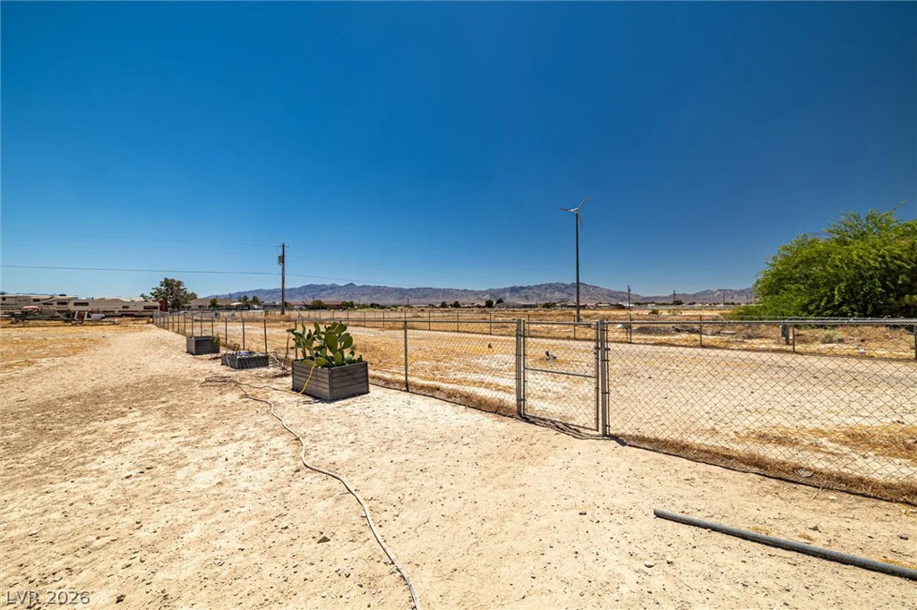 2671 Hacienda, Pahrump, NV 89048