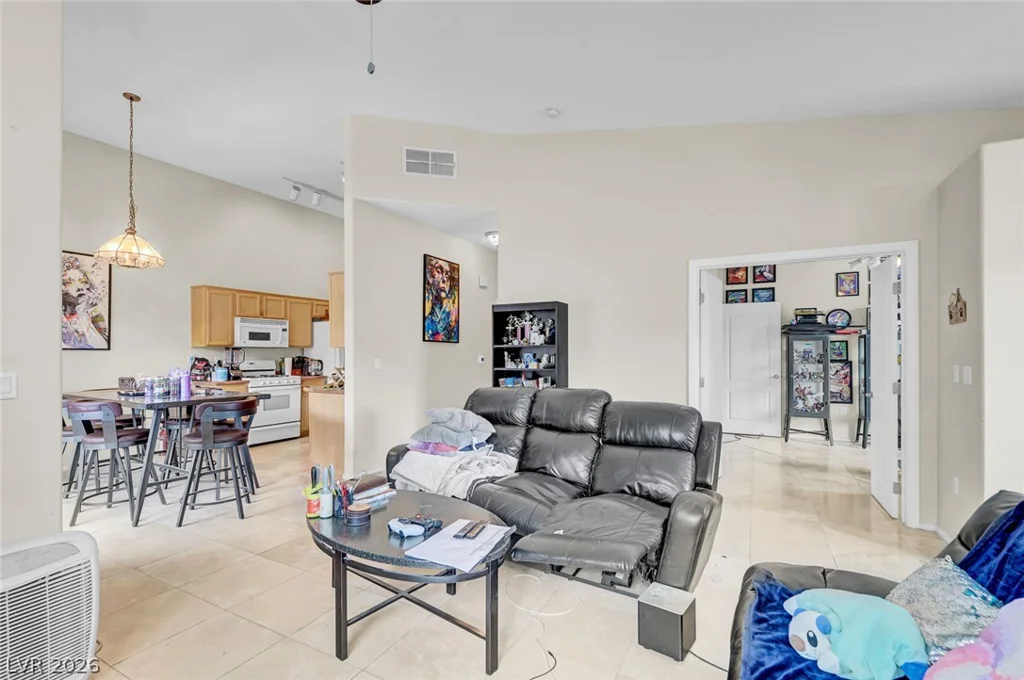 3360 Cactus Shadow, Las Vegas, NV 89129
