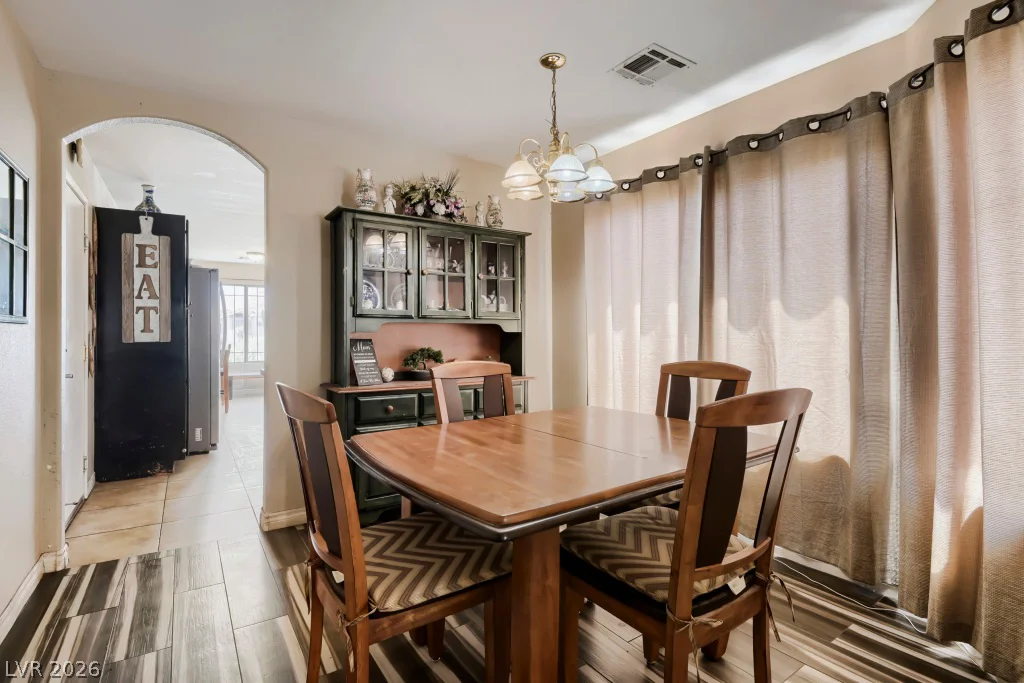 6431 Shining Sand, Las Vegas, NV 89142