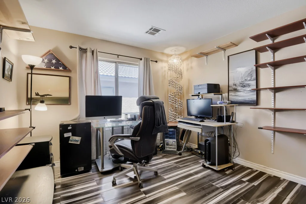 6431 Shining Sand, Las Vegas, NV 89142
