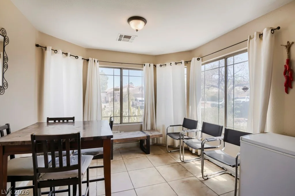 6431 Shining Sand, Las Vegas, NV 89142