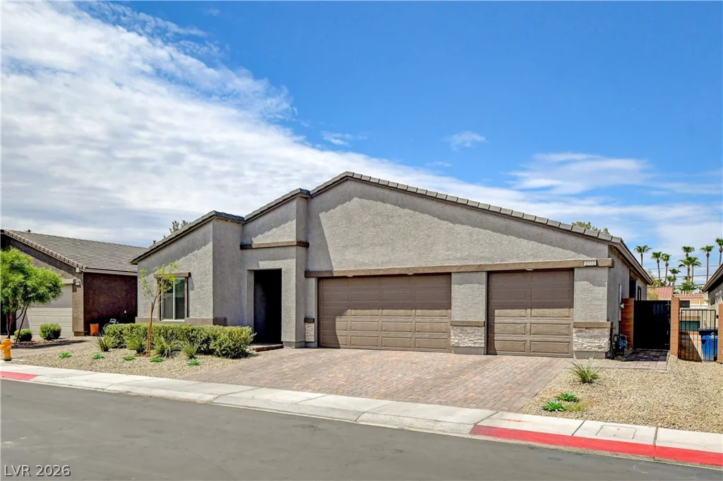 2772 Song Point, Las Vegas, NV 89121
