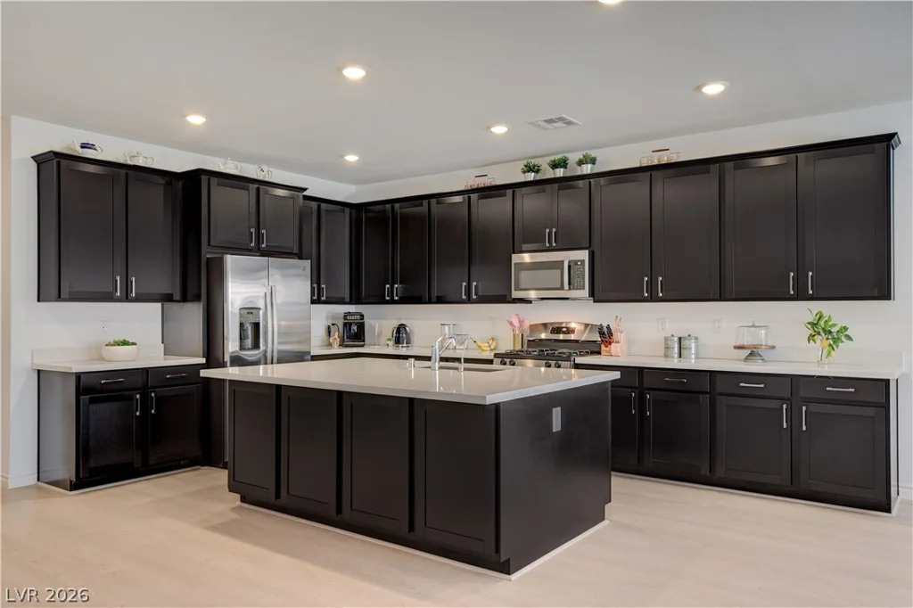 2772 Song Point, Las Vegas, NV 89121